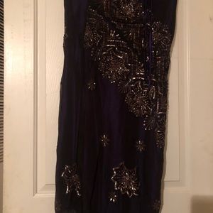 Beautiful maxi skirt with sequins